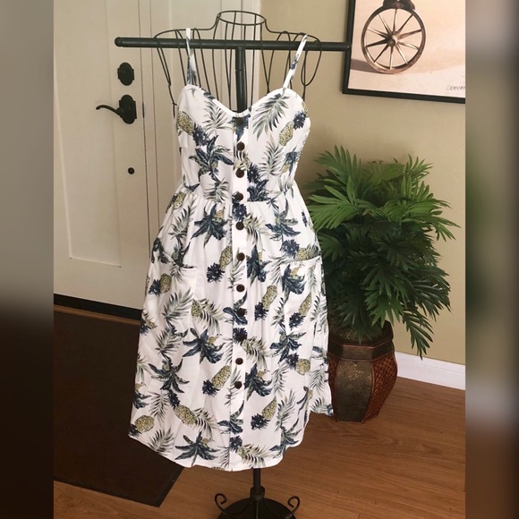 <LAST>Summer ☀️ Floral Leaf Midi Sundress Dress - Picture 4 of 7